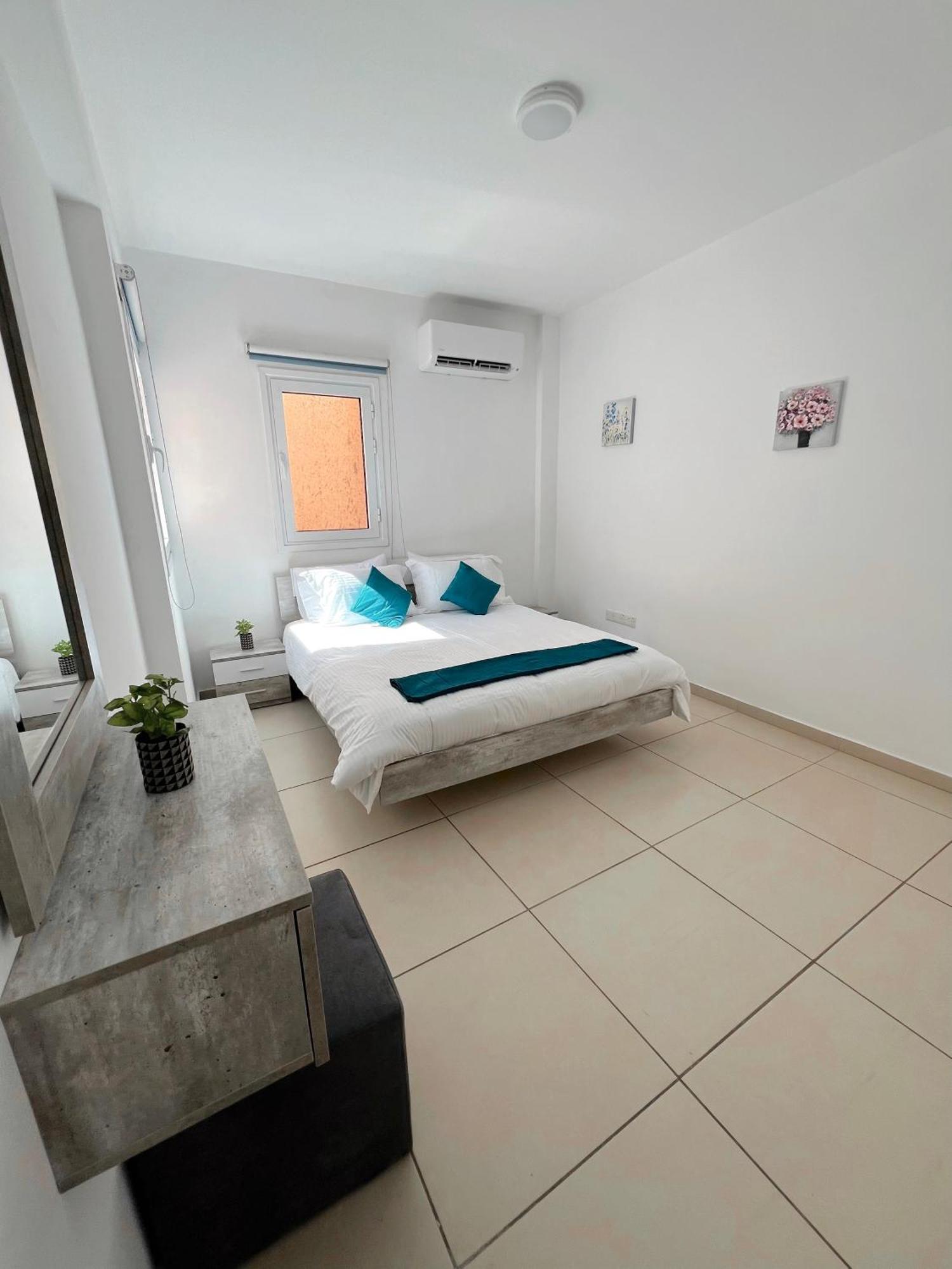 Georgiou 202 Apartment Ларнака Екстериор снимка