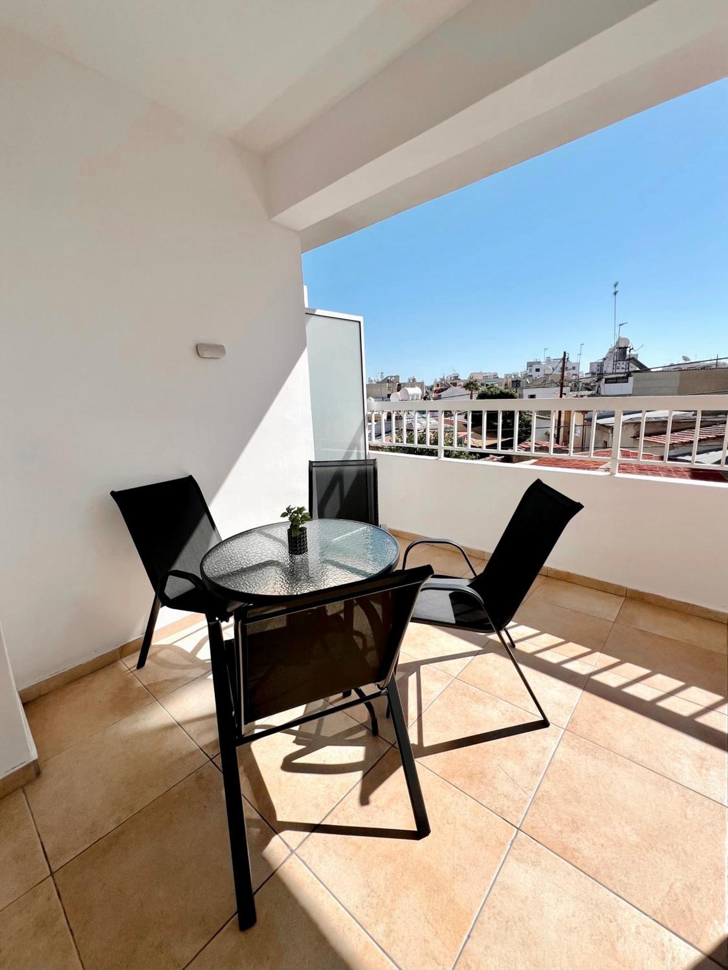 Georgiou 202 Apartment Ларнака Екстериор снимка